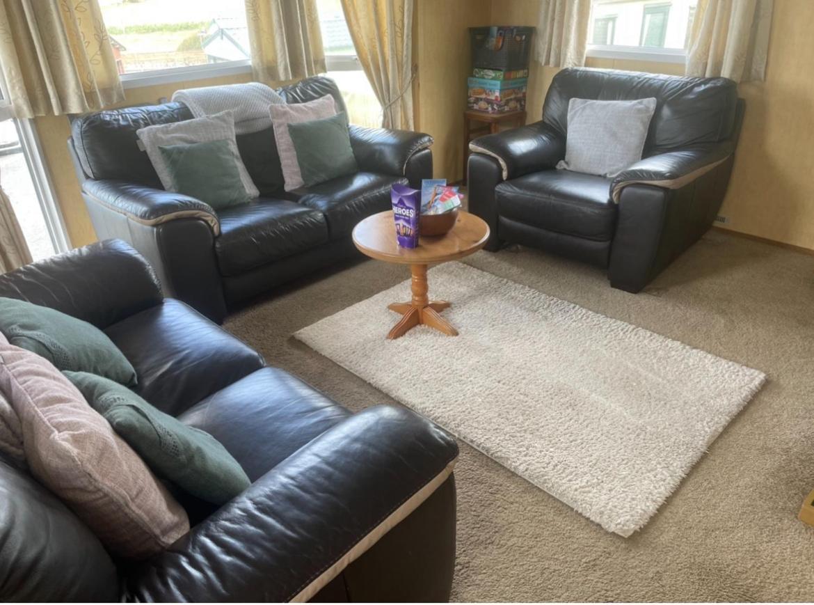 Spacious Luxury Escape With Sea Views And Pet Friendly At Clarach Bay Aberystwyth Exterior photo